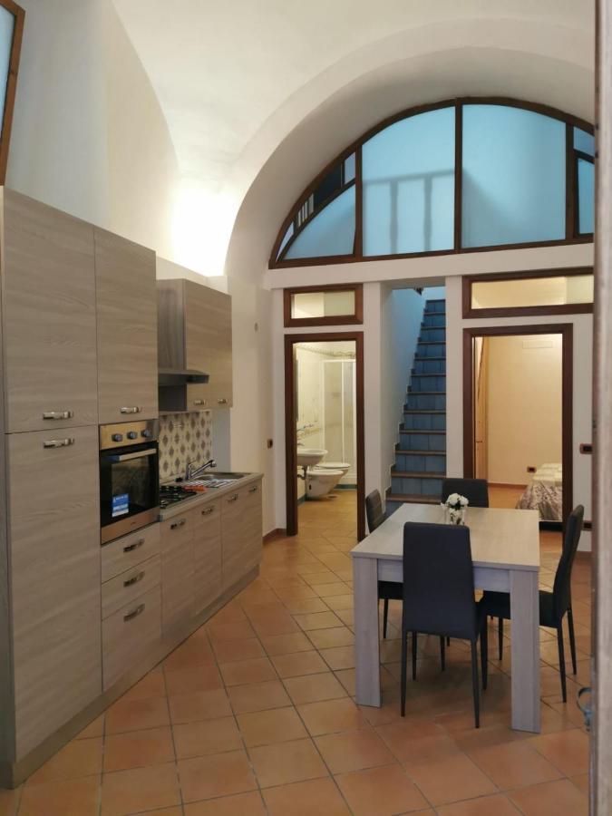 Lo Scorcio Del Borgo Apartment Atrani Bagian luar foto